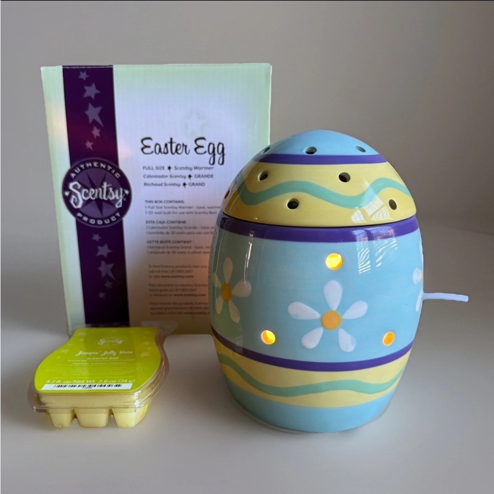 Scentsy Easter Egg Full-Size Wax Warmer Plug In Spring Decor Retired 2010